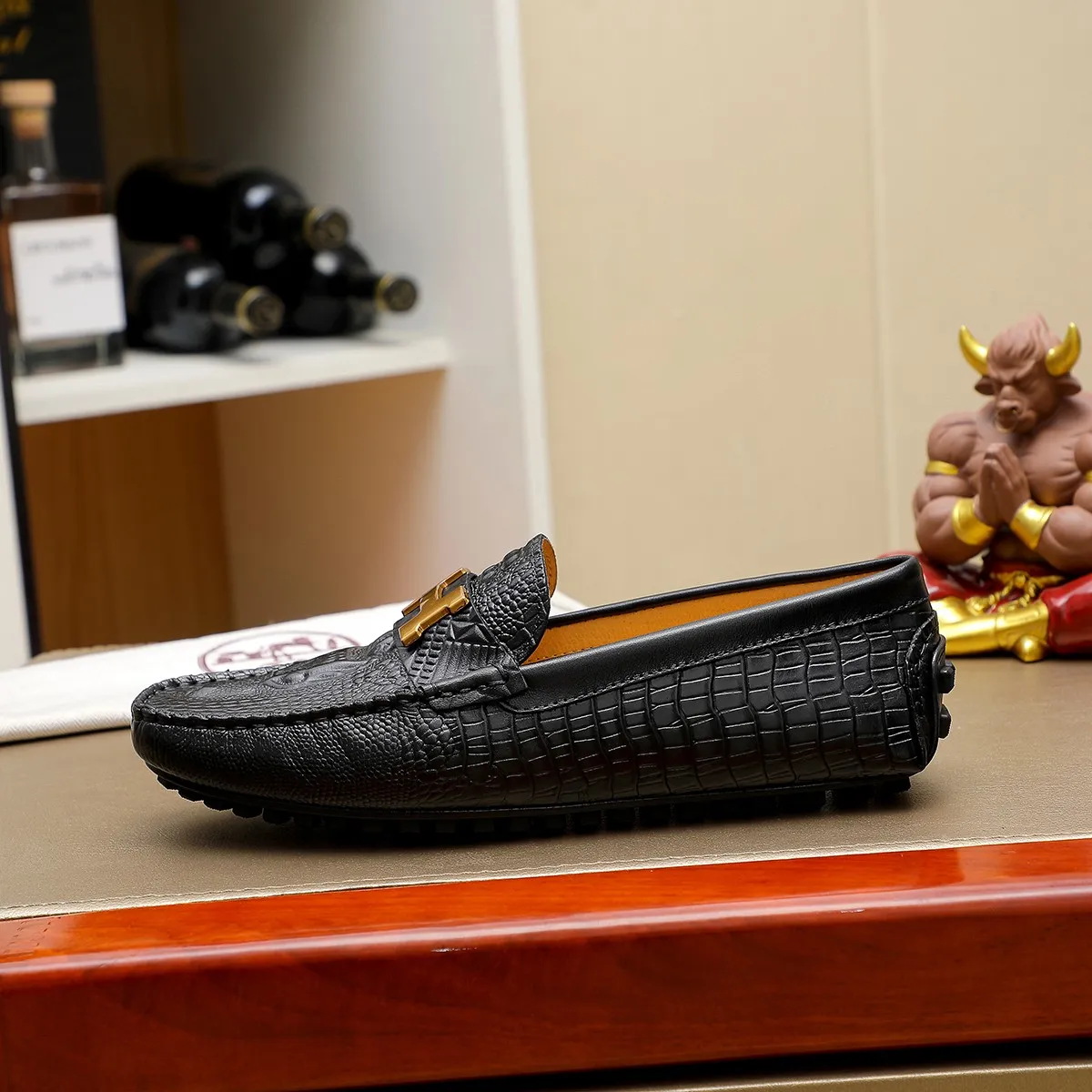 Men's shoes 💰380 🕷🕷【HERMES】The same style as Hermès counters🇨🇳Classic slip-on shoes 1:1 mold opening💯Original quality🍓Using imported first-layer cowhide🍅Pigskin lining🌶🌶Super high-end men's leather shoes🇨🇳Solid and stable Very special🍇color, optional! Code number 38-45……
